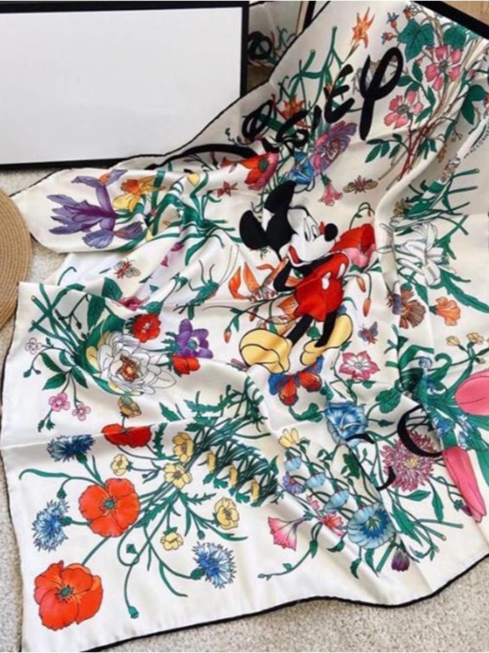 Gucci Scarf 100% SILK Disney Flora Silk Scarf new No Box AMAZING Mickey Mouse
